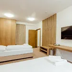 Humno Hotel 2*