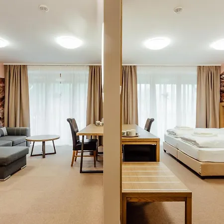 Humno Hotel Valča