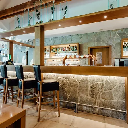 Hotel Humno